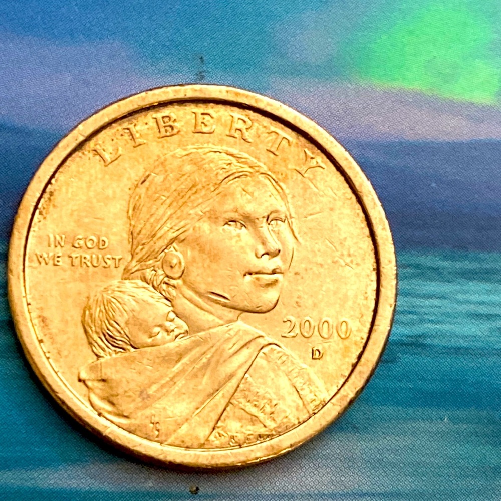 Vintage 2000 D Sacagawea One Dollar USA Coin
